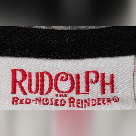 Women's Rudolph the Red Nose Reindeer Scrub Top Christmas Sz M  2 Pockets - Picture 6 of 11